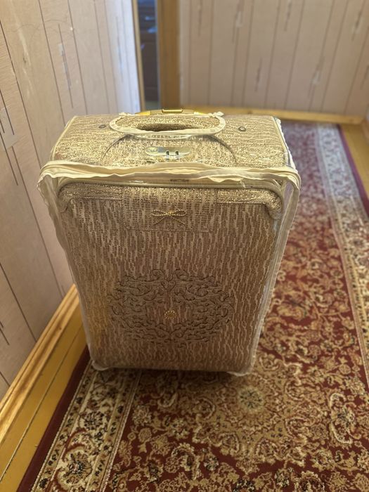 Продам два чемодан и сумку