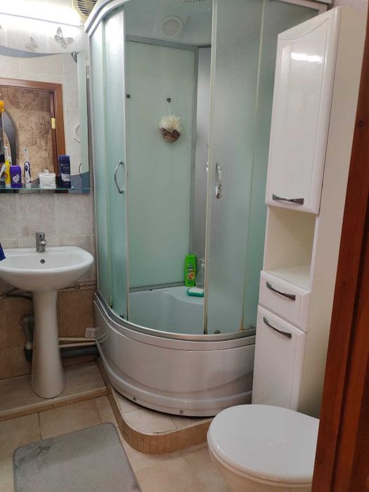 продам 3ком квартиру центр