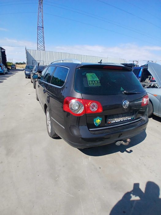 Dezmembrez VW Passat b6 2.0 bkp