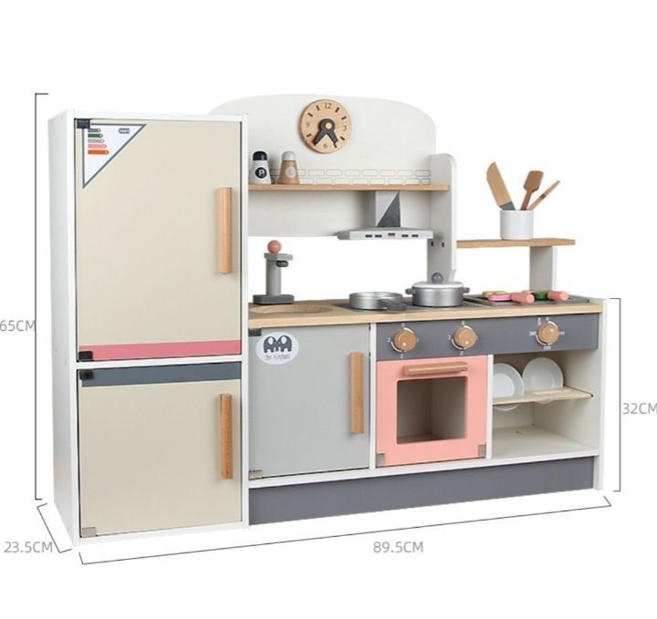 Детская деревянная кухня