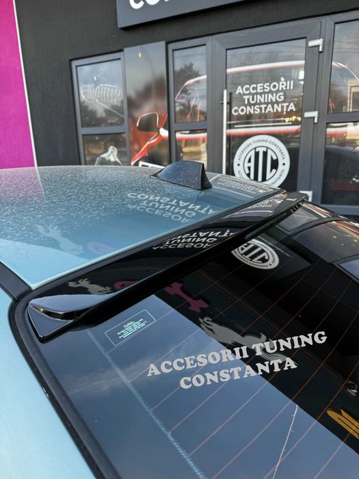 Eleron Luneta - BMW Seria 3 E46 Negru Lucios