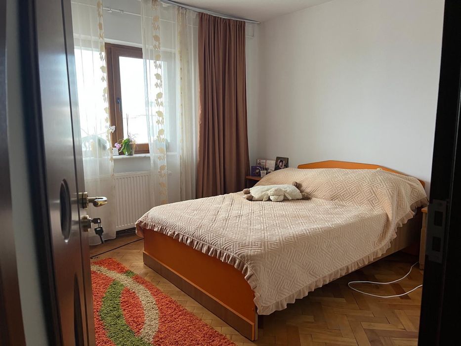 Proprietar, inchiriez ap.2 camere Pitesti-Teilor-zona centrala