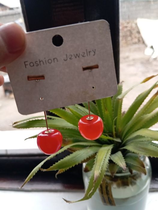 Ziraklar Gilos shaklida