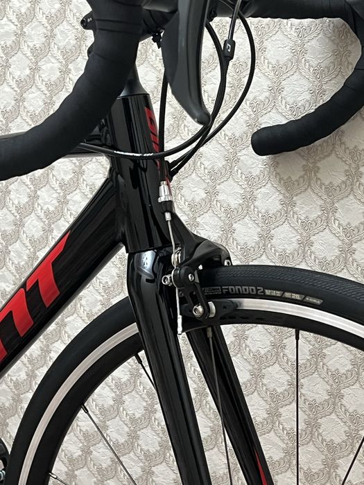 Giant Contend SL (2021)