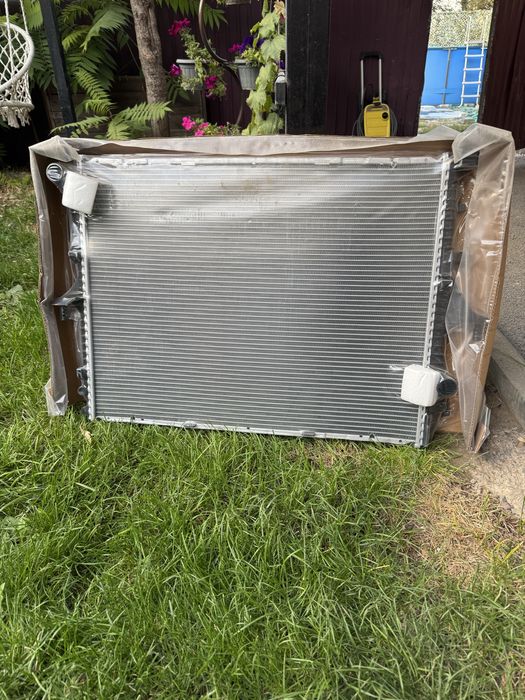 Продам радиатор туарег