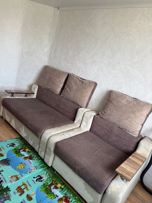 Диван 20к продается есть дефекты