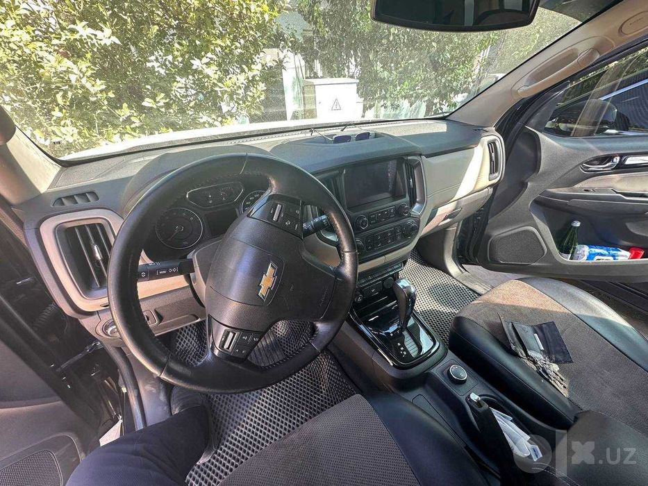Chevrolet Trailblazer sotiladi