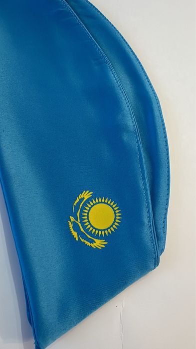 Пилотки. Галстуки. Бабочки