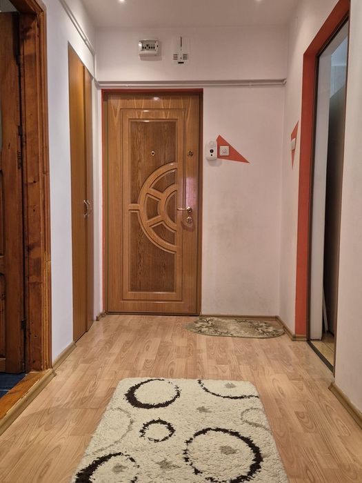 Inchiriez apartament 2 camere