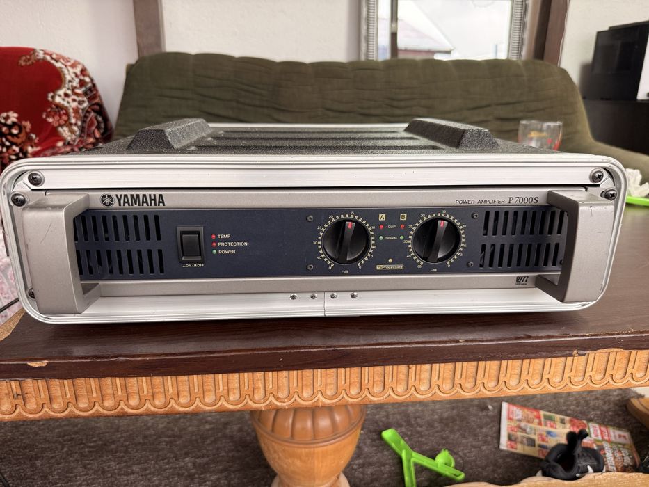 Yamaha P7000S amplificator 2x950W