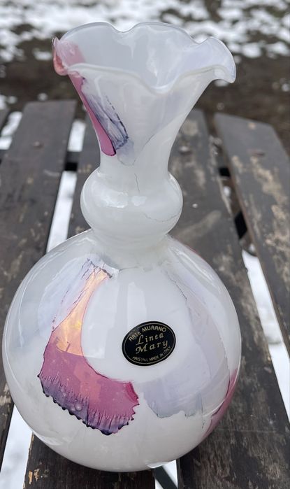 Vând vază Limoges …