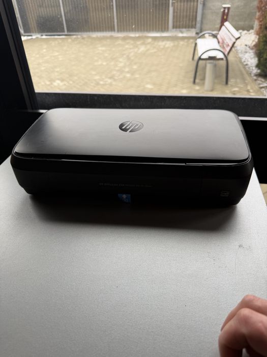 Imprimantă HP OfficeJet 250 Mobile All-in-One