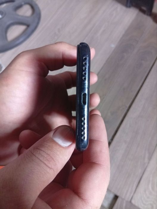 Redmi 6 Pro 300000sum 250000 beraman ishlashi alo ,