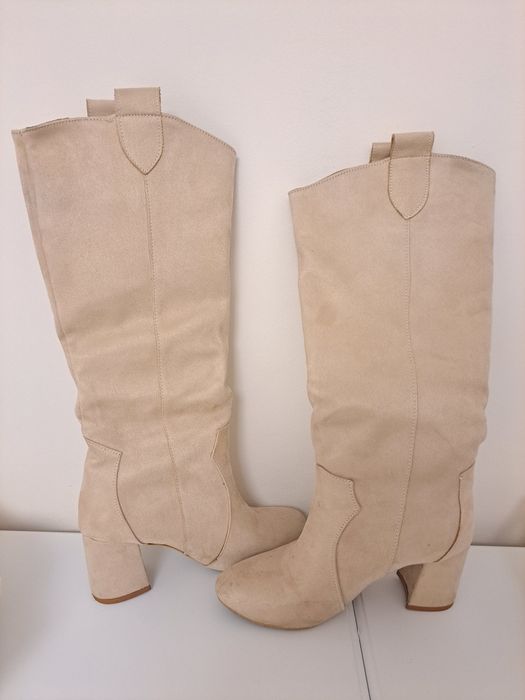 Cizme lungi piele intoarsa