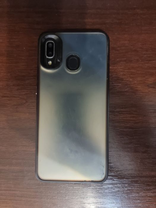 Samsung A20 сатылады