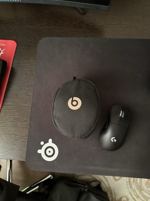Продам наушники Beats Solo 3 Wireless