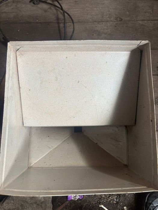 Продам измельчитель зерна