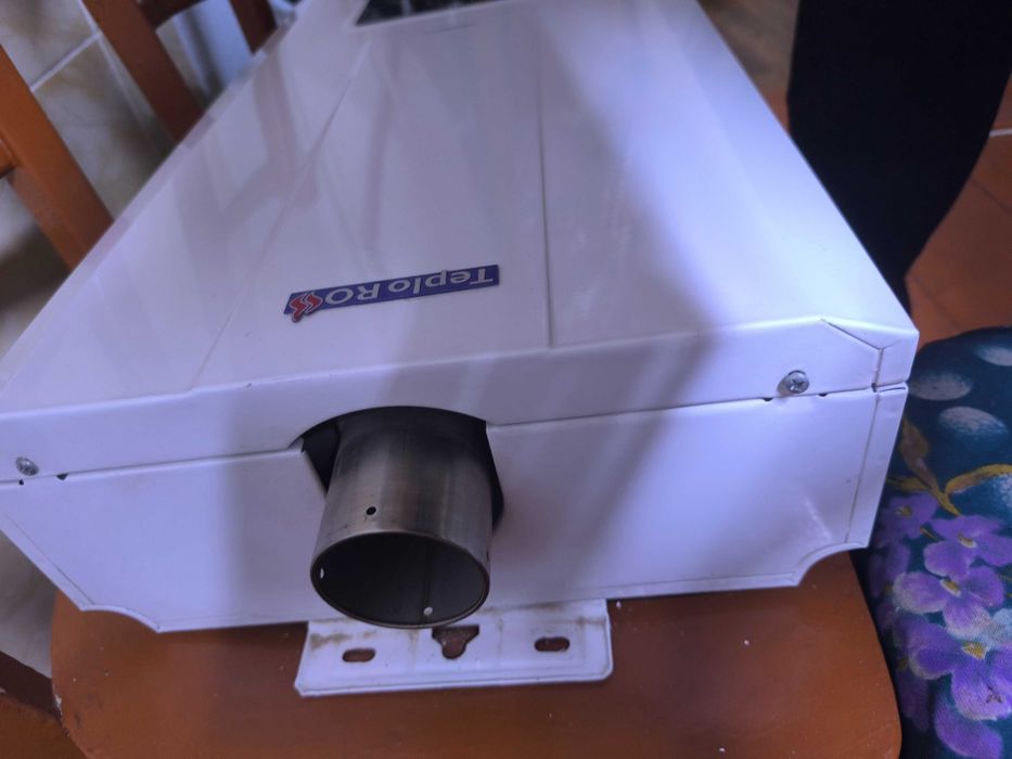 Газовый водонагреватель TeploROSS АПВГ-20Q