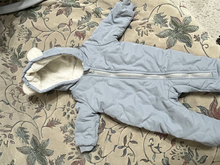 Продам детские комбинезоны !!!