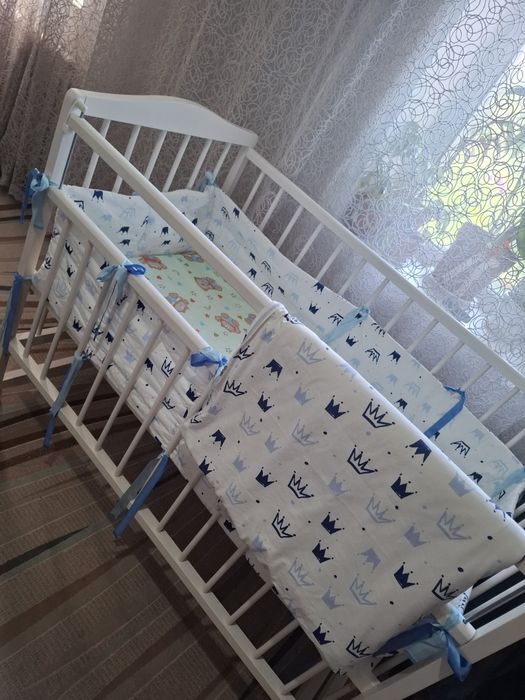 Кроватка детская