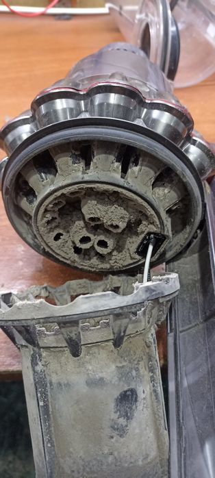 Ремонт пылесосов dyson