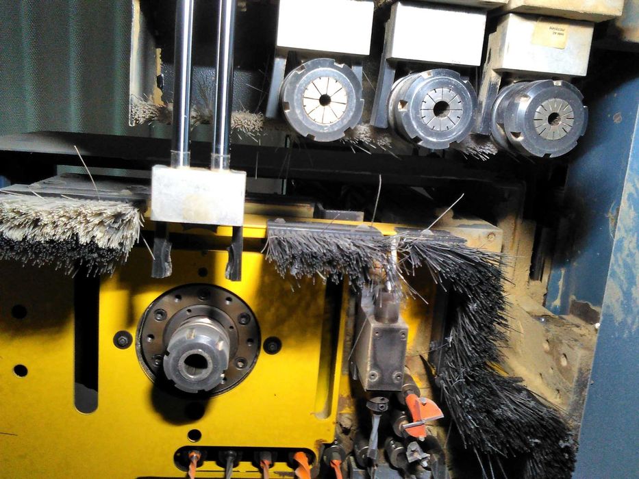 CNC (router) MasterWOOD pentru lemn MDF PAL Plastic