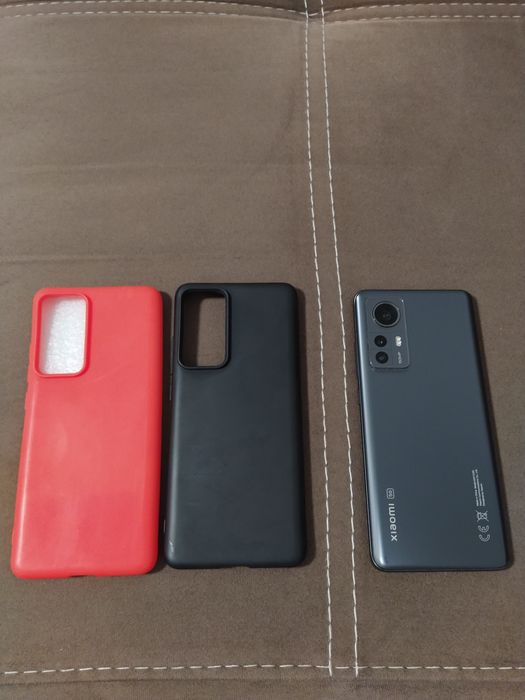 Xiaomi 12 256GB перфектен