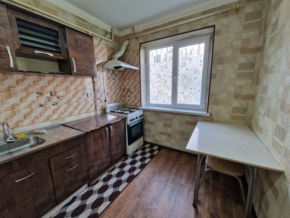 1 хонали квартира ижарага берилади! Санат-Сарой худудида