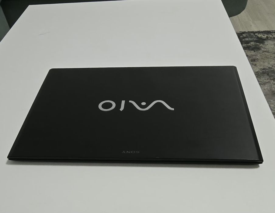 Laptop Sony VAIO SVP132A1CM – Ultrabook subțire, SSD, i5