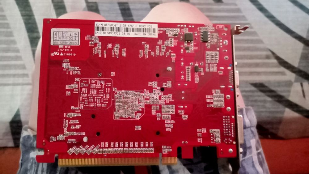 GF8500GT 512M 128BlT DDR2