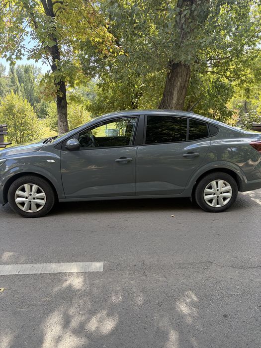 DACIA Logan 2023 — imagine 2