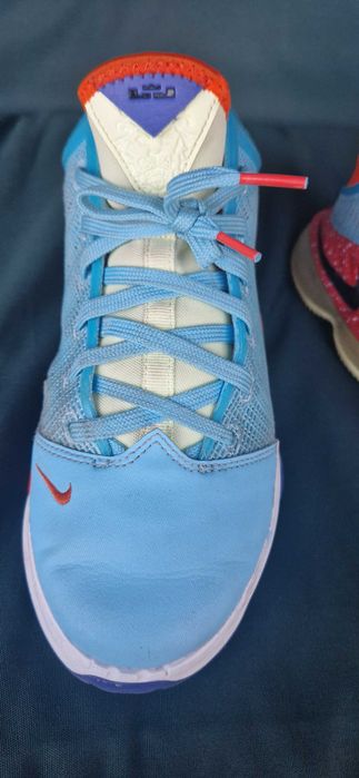 Nike LeBron 19 Low
Blue Chill