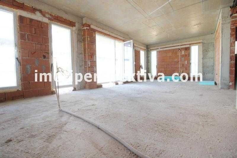 Продава се Къща в с. Марково, Област Пловдив - 186 кв.м за 1103 €/кв.м - Снимка #3