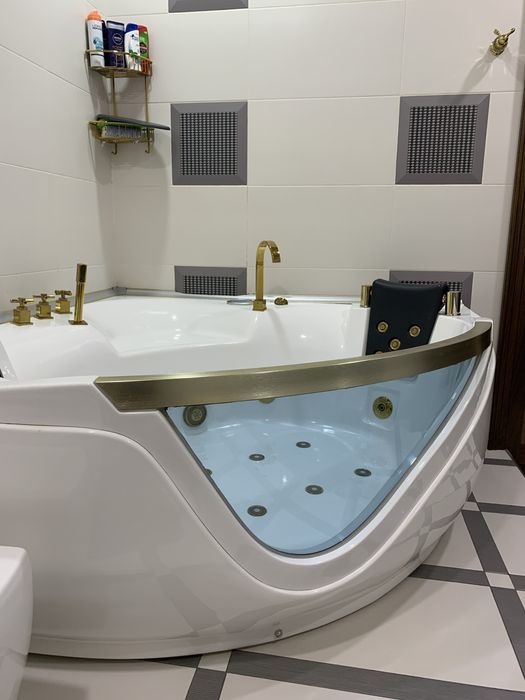 Cдается квартира в центре ташкента !!!