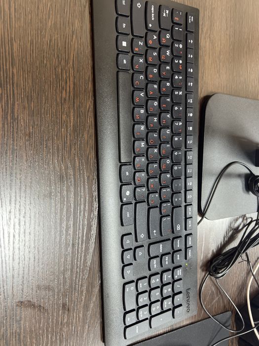 Продаю моноблок lenova ленова