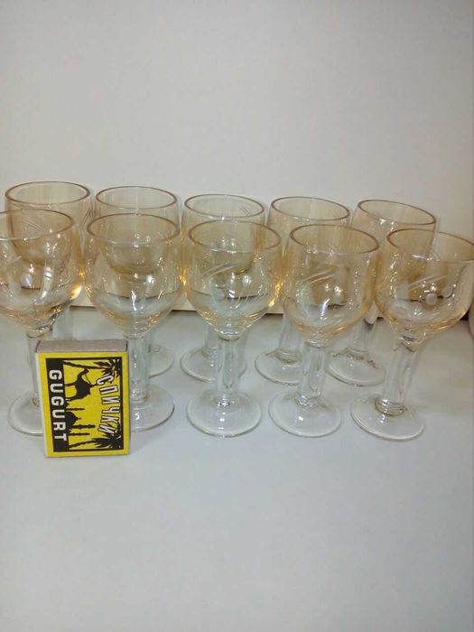 Продам Рюмки цветные