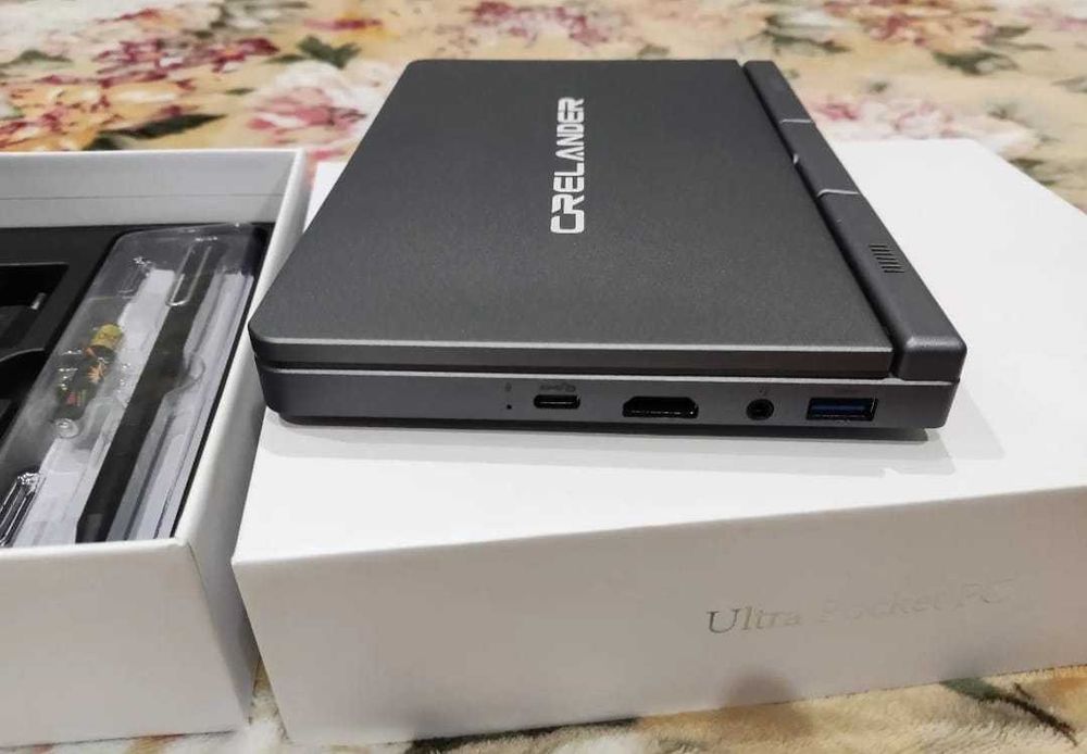 Карманный ноутбук 8" на windows 11