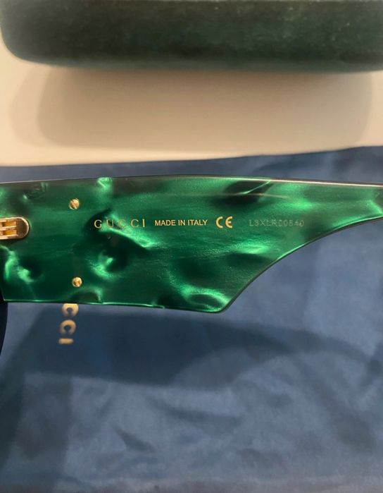 Gucci vând ochelari gucci