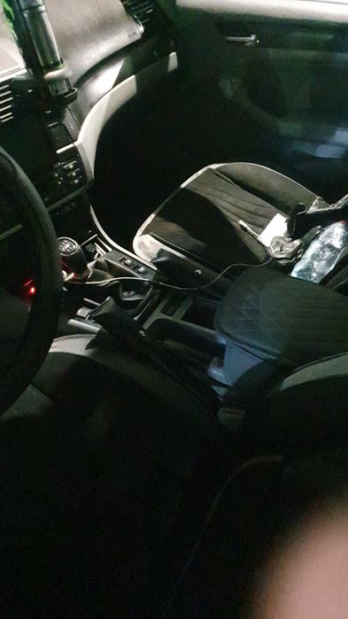 BMW E46 320i M54 седан рестайлинг 2003 год ваннус 2,2 объём