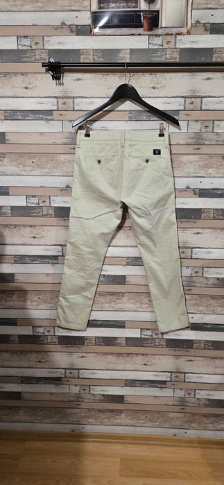 Guess M-дамски панталон (А-65)