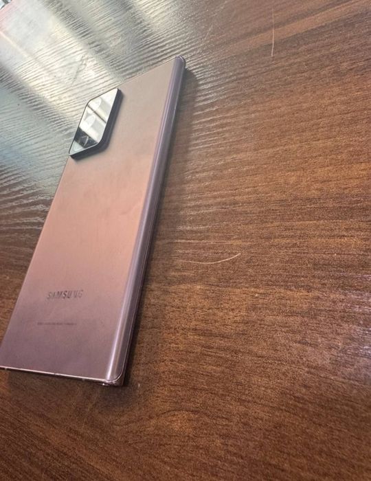 Note 20 ultra 12 512 yivro