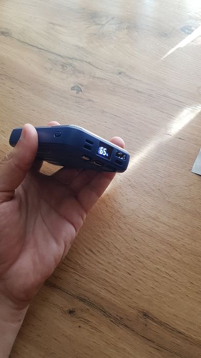 (Power bank) Пауэр банк магнитный без проводной зарядник на 10000 Maч.