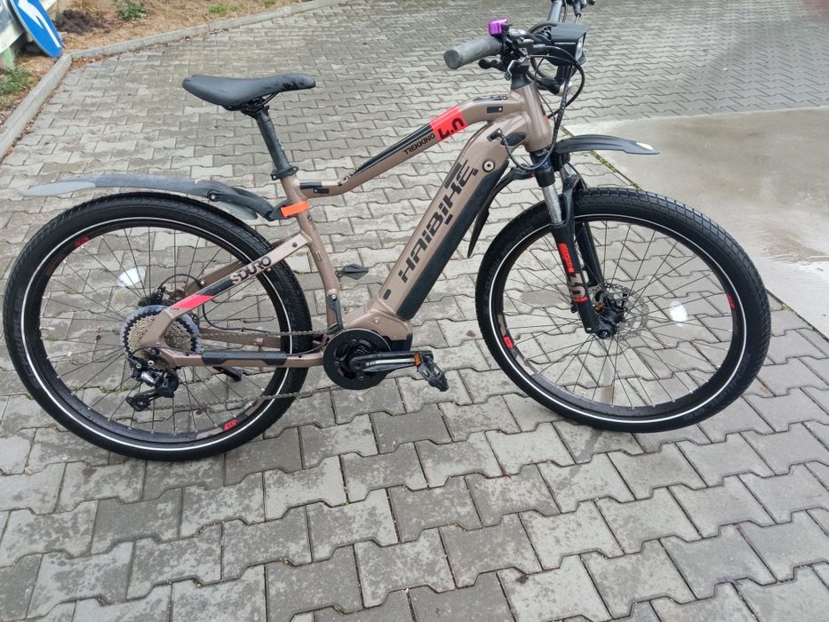 Vând Bicicletă electrică HAIBIKE Sduro Trekking 4.0