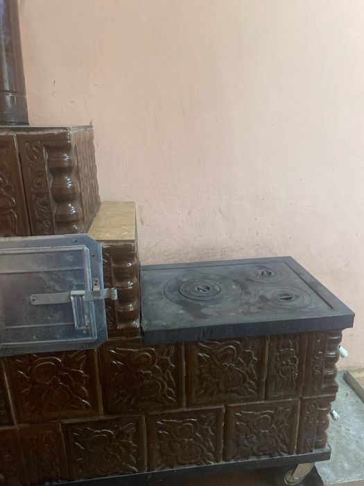 Sobă cu plită un mic defect