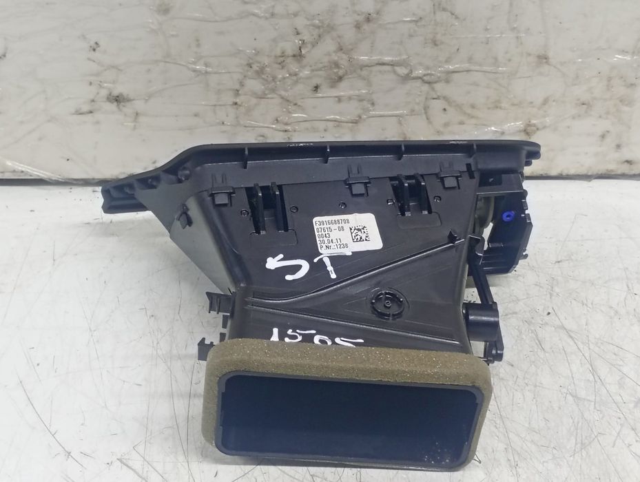 Grila ventilatie 64229166887 BMW Seria 5 F07/F10/F11 (2009 - 2013) 2.0 d N47