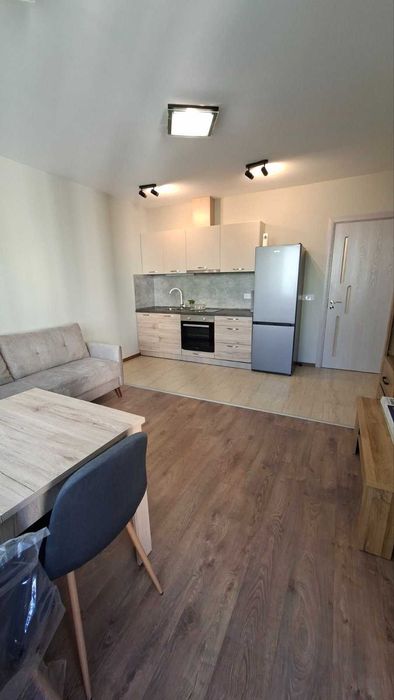 Дава се под наем Тристаен апартамент в София, Център - 100 кв.м за 850 € - Снимка #13