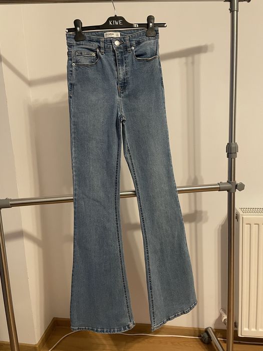 Blugi pull&bear albastri