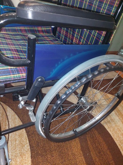 Инвалидна количка - Чисто нова