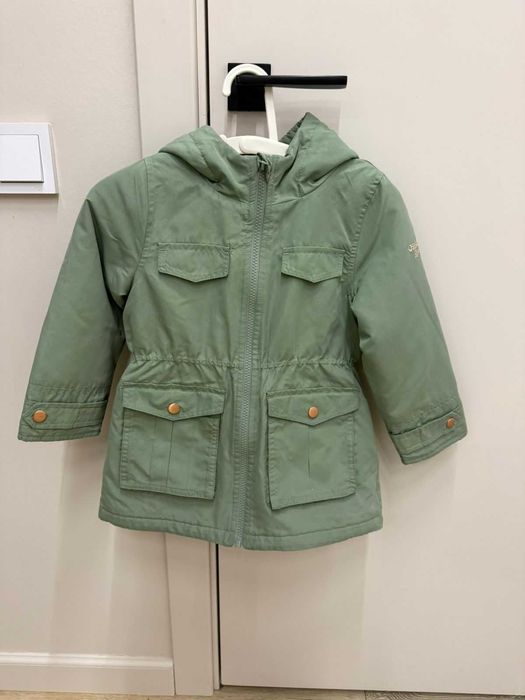 демисезонная детская куртка для девочки