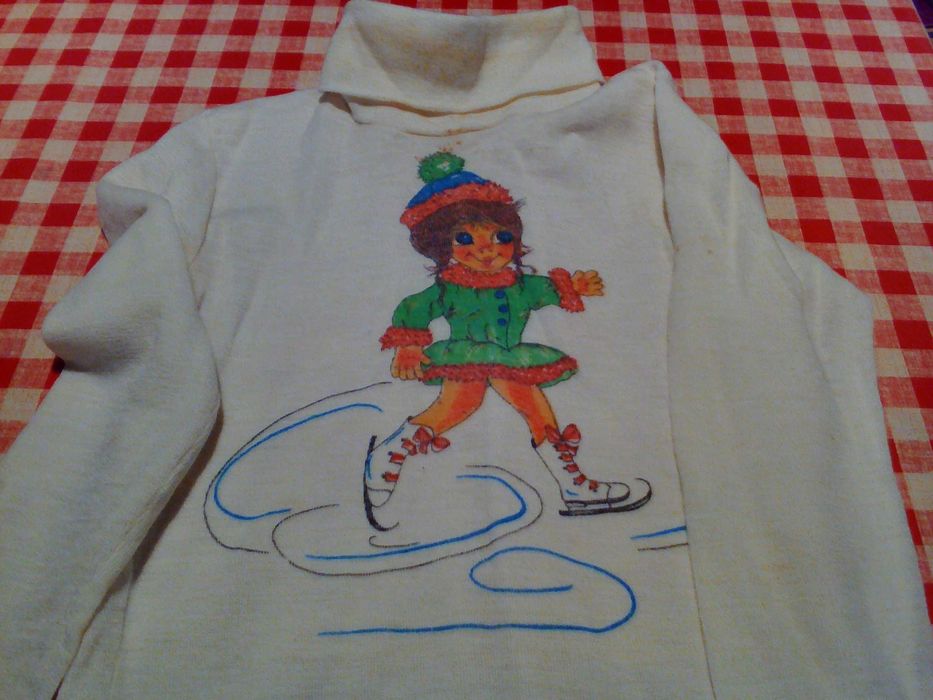 продавам стари детски дрехи